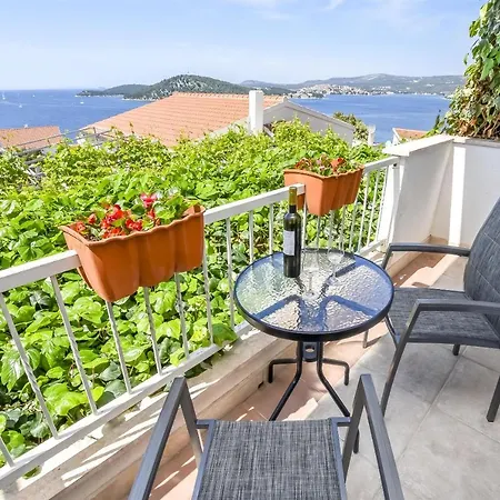 Zvonko Διαμέρισμα *